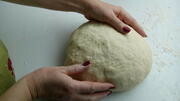 Приготовление блюда по рецепту - Чесночно-сырный отрывной хлеб. Шаг 3