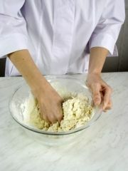 Приготовление блюда по рецепту - Фатыр-чурек (лепешки). Шаг 2
