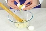 Приготовление блюда по рецепту - Булочки с творожным кремом и малиной. Шаг 4