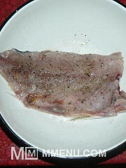 Приготовление блюда по рецепту - Соленый тунец. Шаг 3