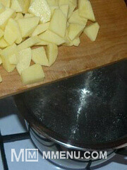 Приготовление блюда по рецепту - Простой картофельный суп. Шаг 1