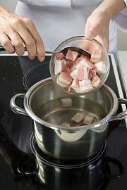 Приготовление блюда по рецепту - Тушеная свинина "Дунпо". Шаг 1