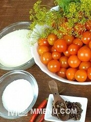 Приготовление блюда по рецепту - Сладкие маринованные помидоры на зиму. Семейный рецепт. Шаг 1