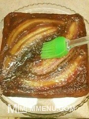 Приготовление блюда по рецепту - Банановый пирог-перевёртыш с мёдом. Шаг 14