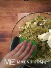 Приготовление блюда по рецепту - салат Оливье вкусный рецепт. Шаг 8