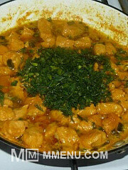 Приготовление блюда по рецепту - Куриное филе в сметанном соусе. Шаг 7