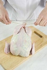 Приготовление блюда по рецепту - Цыплята запеченные по-английски. Шаг 6