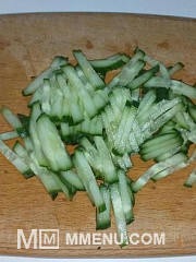 Приготовление блюда по рецепту - Простой салат из пекинской капусты. Шаг 2